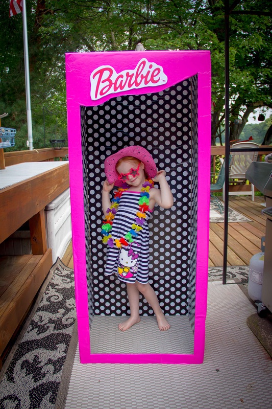 Picture This Photography | www.paigespicturethis.com | Barbie Birthday Party | Barbie Box Photo Booth